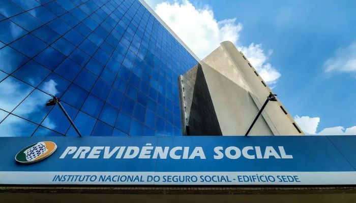 INSS orienta segurados a usarem serviços digitais durante greve